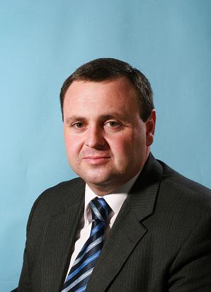 El servidor empresarial, verdadero motor del cloud hosting. Juan Javier Rodríguez, director general de NEC Computers para España y Portugal