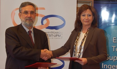 Félix Pérez, Director de la Escuela Técnica Superior de Ingenieros de Telecomunicación junto a Ángeles Delgado, Presidenta de Fujitsu en España