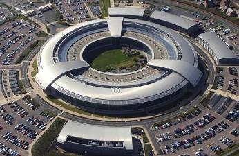 Cuartel General de Comunicaciones del Gobierno británico (GCHQ en inglés).