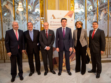 Antonio Zoido, Bolsa de Madrid; Juan Rosell, presidente de la CEOE; José Manuel de Riva, presidente de Ametic; José Manuel Soria, ministro en funciones de Industria; Begoña Cristeto, Secretaría General de Industria; Markus J. Beyrer de BusinessEurope