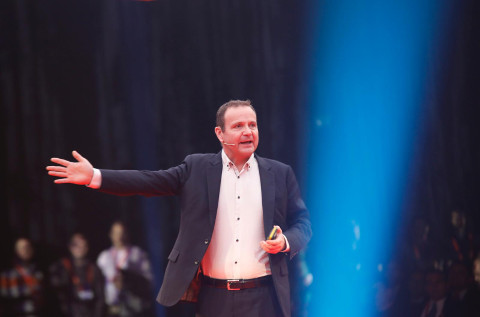 Andrew Sutherland, vicepresidente senior de Sistemas y Tecnología de Oracle.