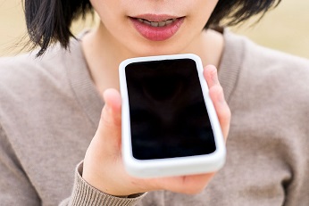 Los 4 peligros de los asistentes de voz