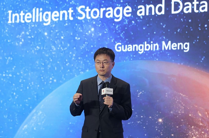 Meng Guangbin, presidente del Dominio de Almacenamiento Inteligente y Gestión de Datos, y de la Línea de Productos de TI de Huawei.