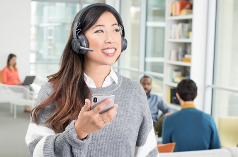 Auriculares Logitech Zone Wireless y Logitech Zone Wireless Plus.