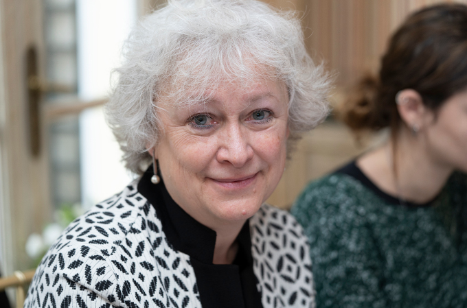 Brunhilde Rygiert, Advisor de Annata.