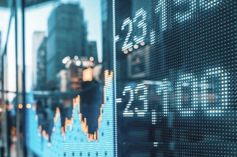 El dinero tradicional todavía gana el pulso a las criptomonedas