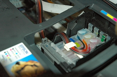 La impresión láser entra en vía muerta, se impone la inyección de tinta