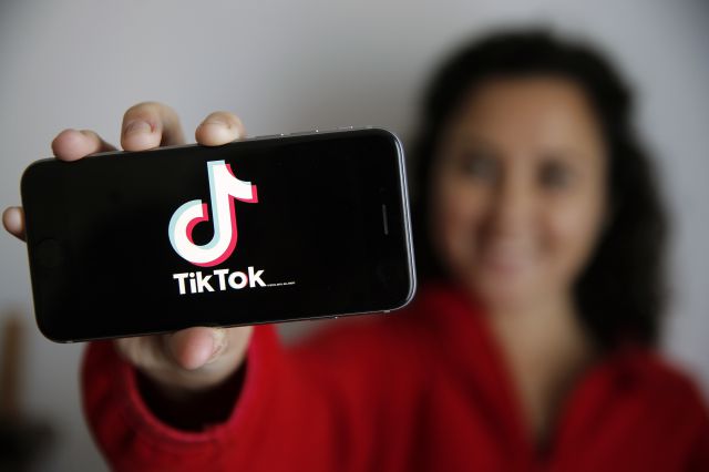 Cómo usar Facebook, TikTok y otras redes sociales en tu negocio
