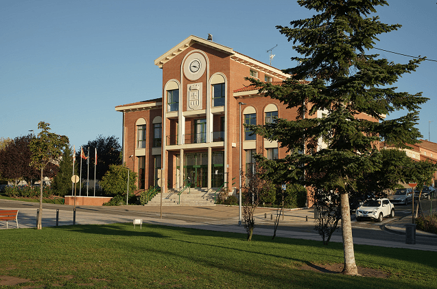 Ayuntamiento de Arroyo de la Encomienda.