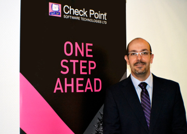 Juan Carlos Romero Check Point