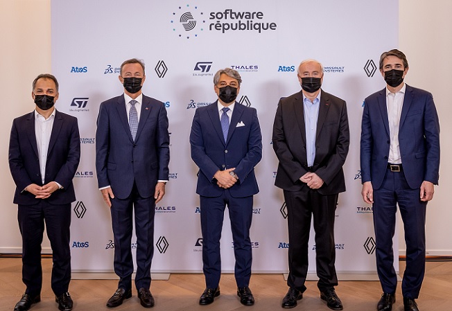 Elie Girard, Bernard Charlès, Luca de Meo, Jean-Marc Chery y Patrice Caine, respectivos CEO de Atos, Dassault Systèmes, Groupe Renault, STMicroelectronics y Thales